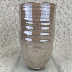 Des Pots Ceramic Ribbed Vase
